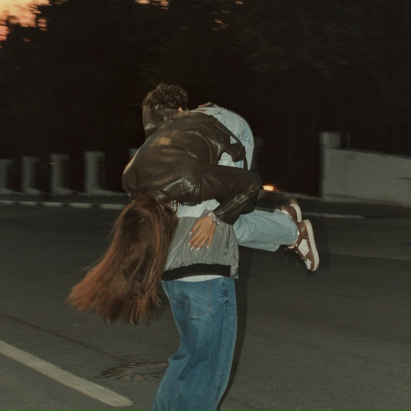ЭLIV