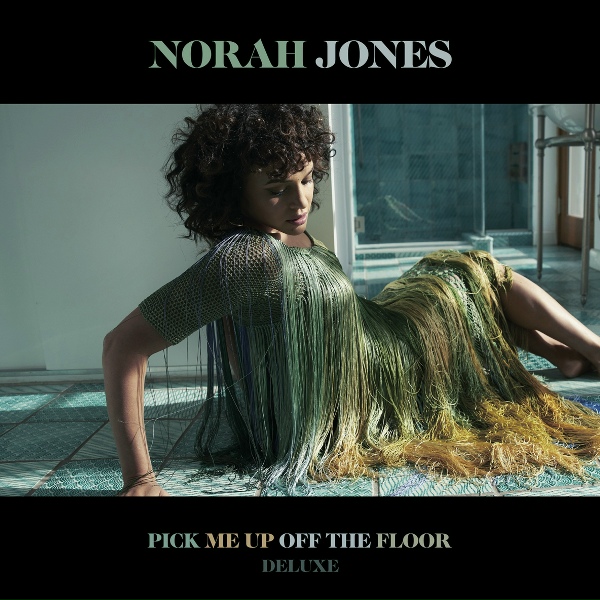 Norah Jones - That's The Way The World Goes Round