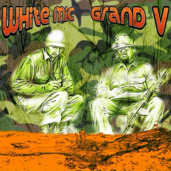 Grand Visitor, White Mic