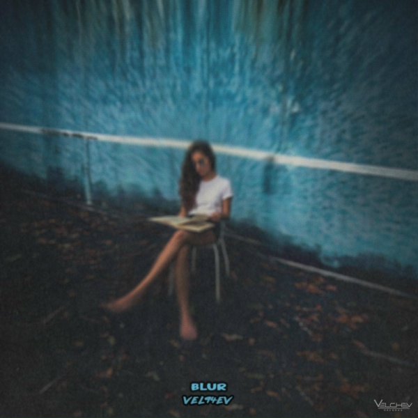 VEL94EV - BLUR