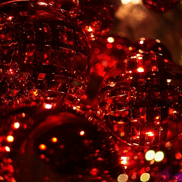 Alex Khaskin - Christmas Commercial