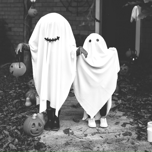 Halloween Sound Effects, All Hallows' Eve, Halloween Party Songs - Abandoned