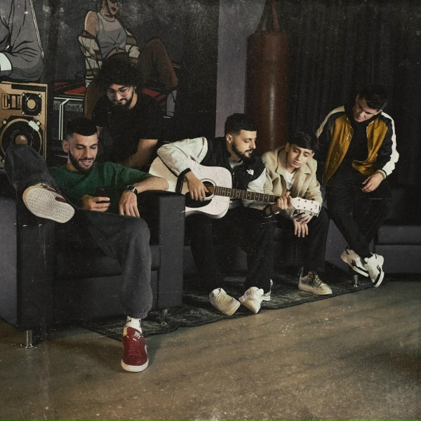 Jakone, A.V.G, BAGARDI, Goro, Asatro