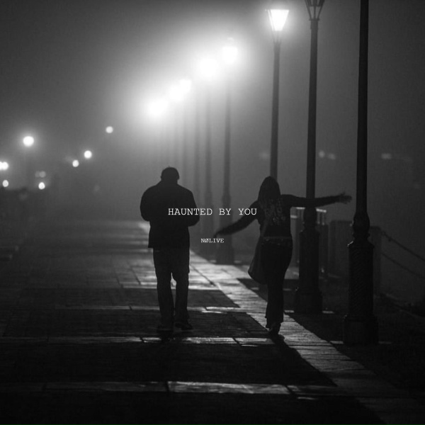 N&Oslash;LIVE - She Doesnt Look Back Anymore