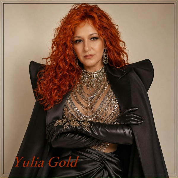 Yulia Gold - Lonely Moon