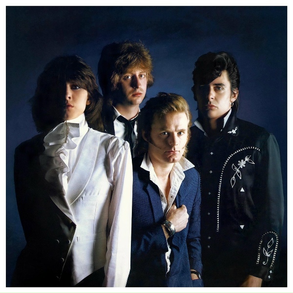 Pretenders - Higher and Higher