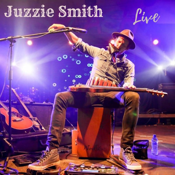 Juzzie Smith - Superheroes (Live)