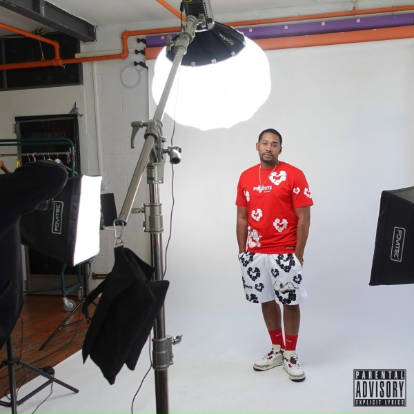 RENEGADE EL REY feat. Scar, Kourtney Jackson, Saint White