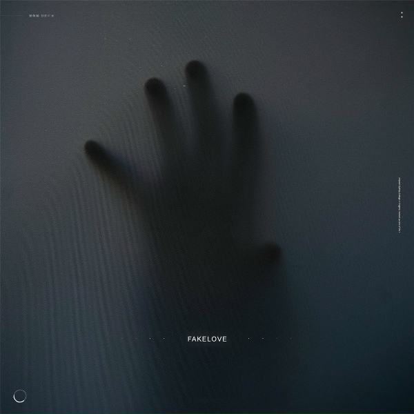Menual - Fakelove