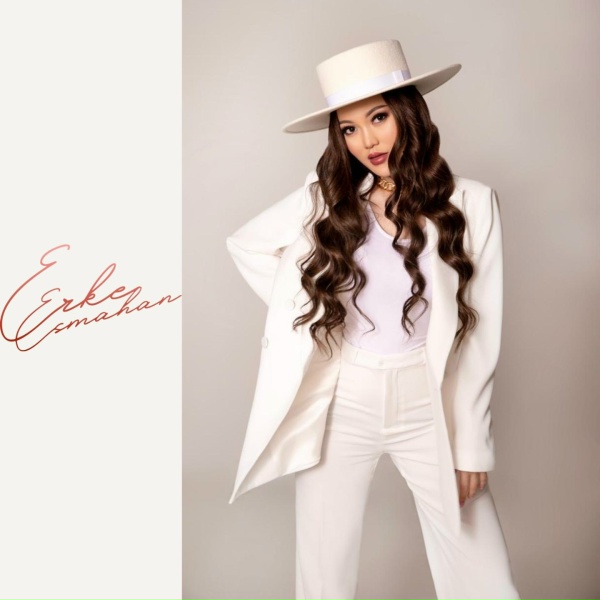 Erke Esmahan - Аэропорт