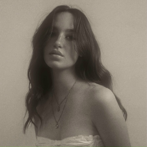 Artistic Palace feat. Clara Le Bouar - Femme Like U