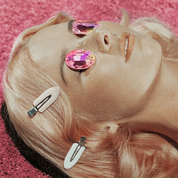 Broods - Peach