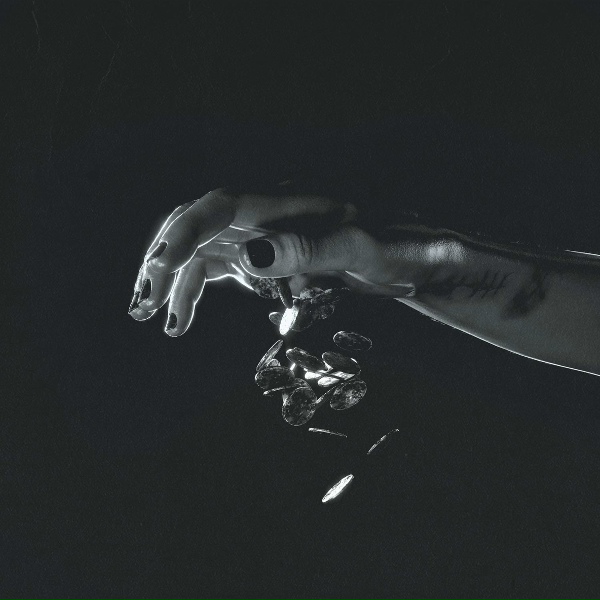 Babi, Thomas Crager - Prioridades