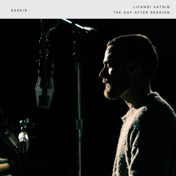 &Aacute;sgeir - Lifandi Vatni&eth;