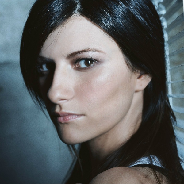 Laura Pausini - She (Uguale a lei)