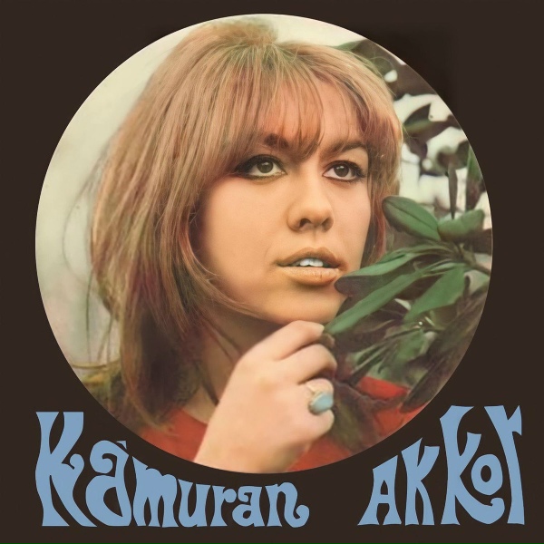 Kamuran Akkor - Aşk Eski Bir Yalan